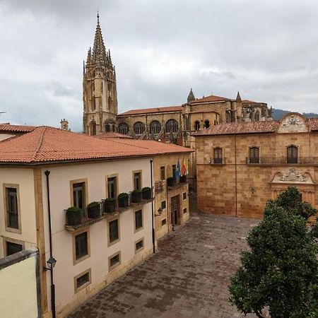 Apartamento Wamba - La Catedral Oviedo Zewnętrze zdjęcie