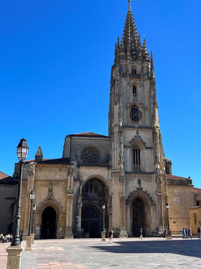 Apartamento Wamba - La Catedral Oviedo Zewnętrze zdjęcie