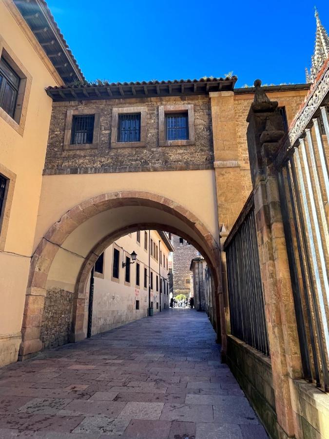 Apartamento Wamba - La Catedral Oviedo Zewnętrze zdjęcie